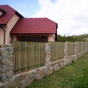 Plotové prkno Borovice - oblouček, 20x90x1500 mm, impregnované Plotové prkno Borovice - oblouček, 20x90x1500 mm, impregnované